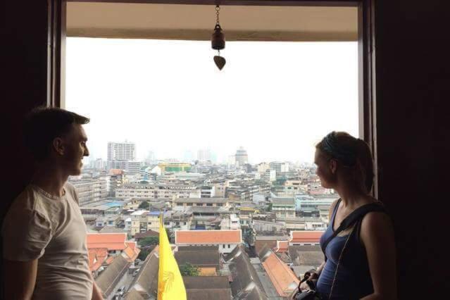 Big Orange Localstay At Siam Банкок Екстериор снимка