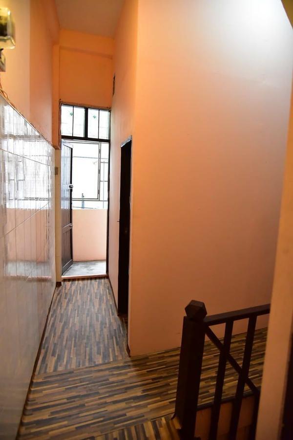 Big Orange Localstay At Siam Банкок Екстериор снимка