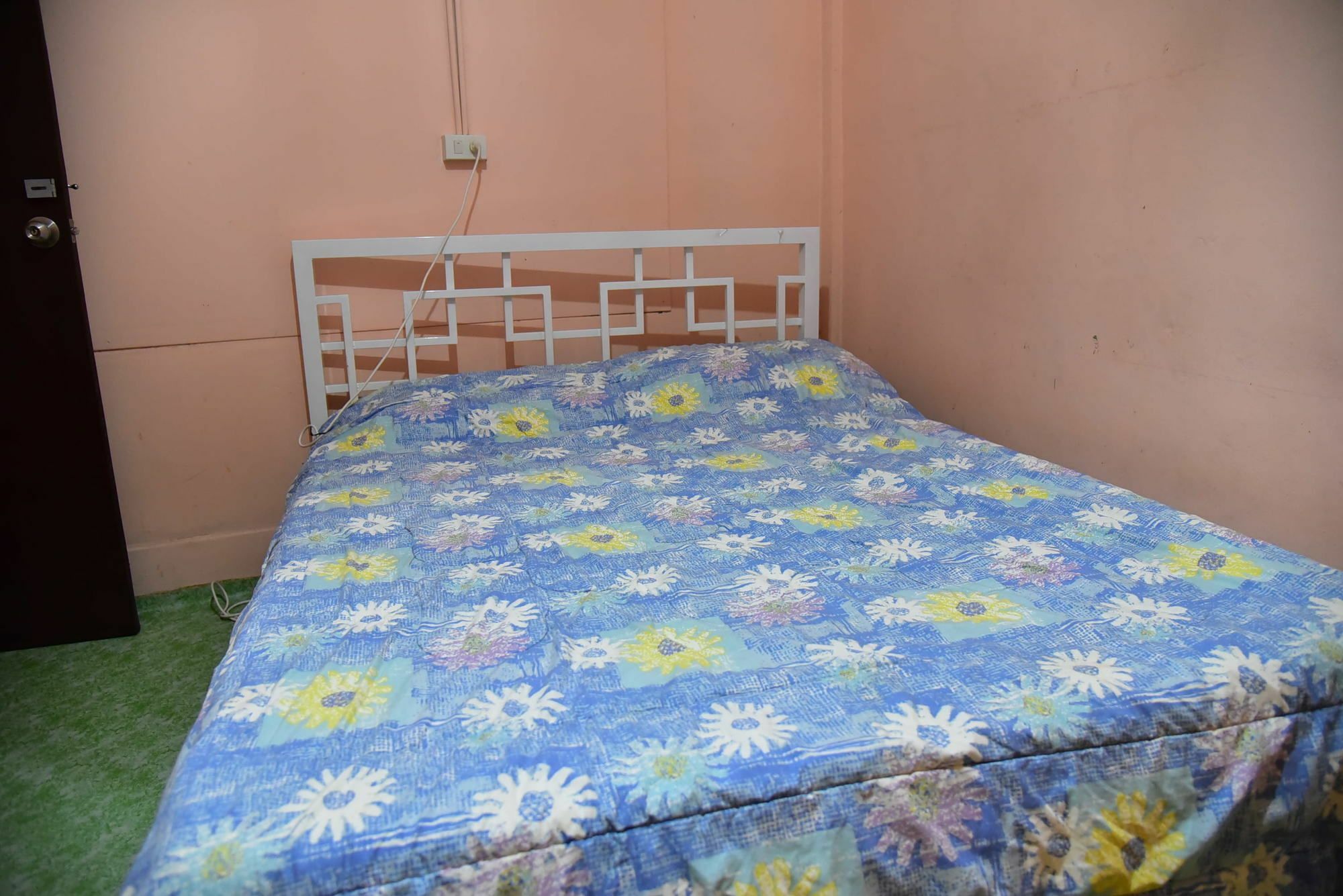 Big Orange Localstay At Siam Банкок Екстериор снимка